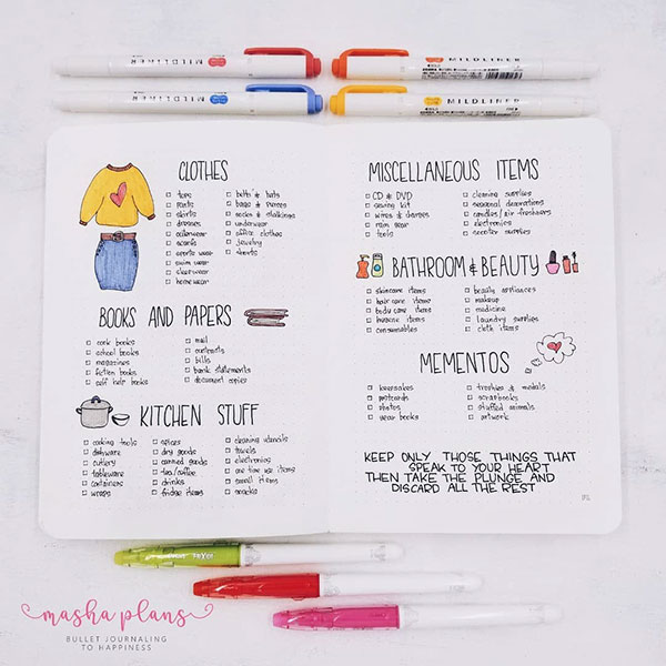 Bujo cleaning and organizing checklist spread