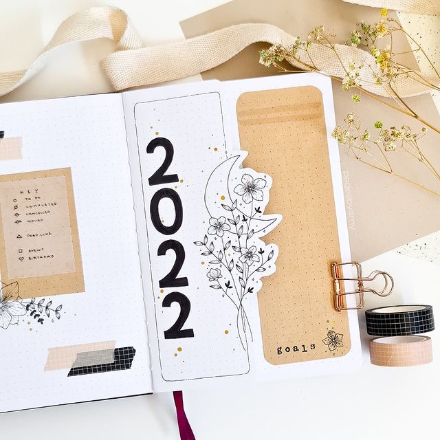 Simple neutral new year theme with a dutch door